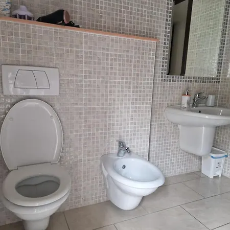 Apartment Dimoras 3br Center Balcony & Parking