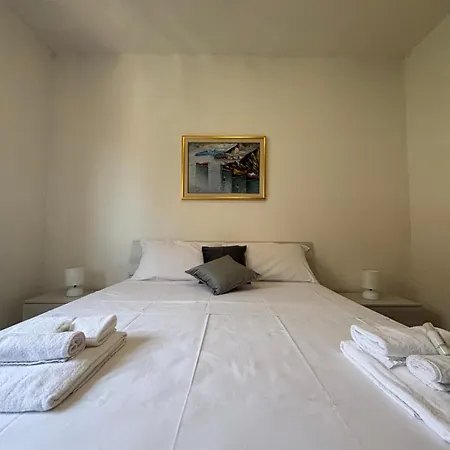 Dimoras 3br Center Balcony & Parking *