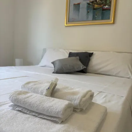 Dimoras 3br Center Balcony & Parking * オルビア