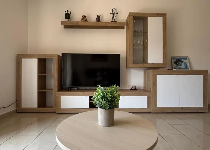 アパート Dimoras 3br Center Balcony & Parking オルビア