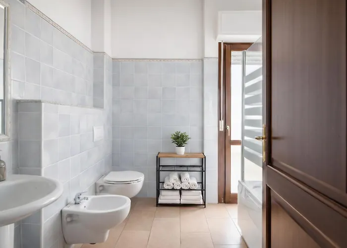 Dimoras 3br Center Balcony & Parking Appartement *